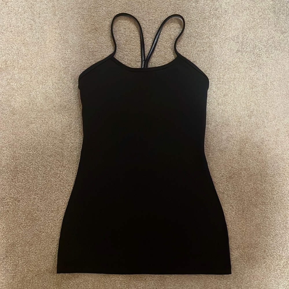 Lululemon tank size 2